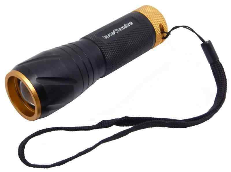 CFG EL013 NERO LED 5 Torcia alluminio 5 watt zoom regolabile luce fino a 200 mt