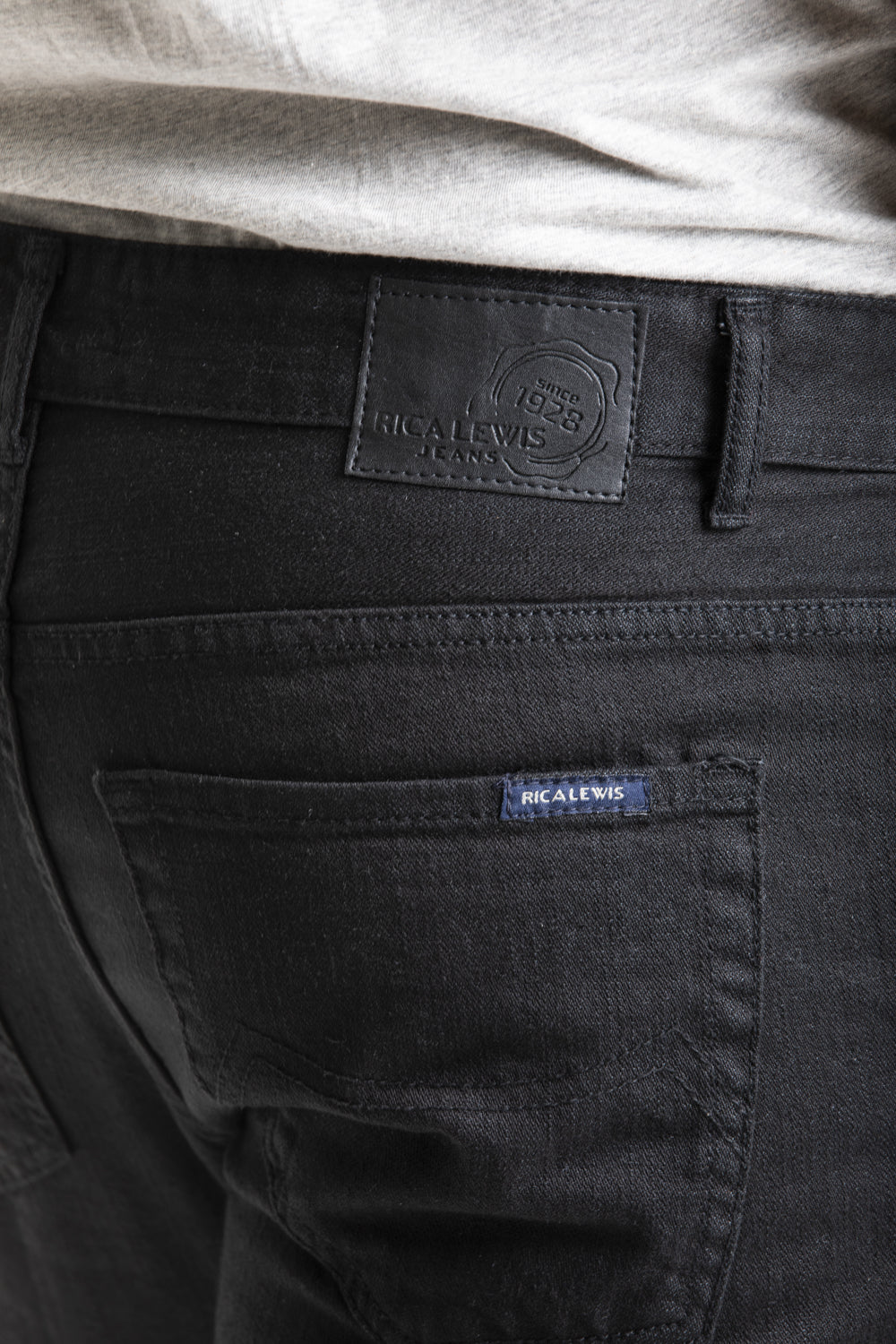 Pantaloni Jeans 100% cotone bio vestibilità regular Nero Rica Lewis WORK7  