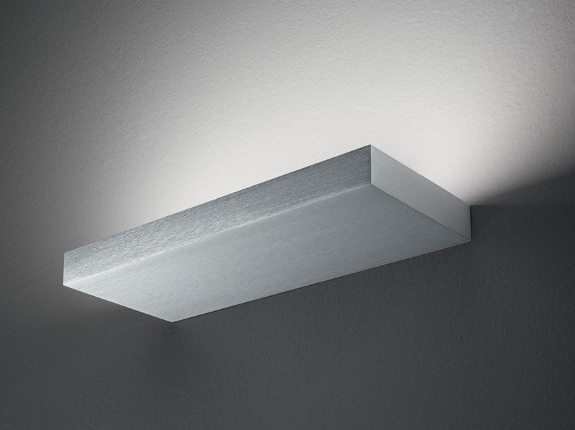 LINEALIGHT REGOLO APPLIQUE LED 36W 3000K LUCE BIANCA ANODIZZATO 32,3 CM  MONOEM.