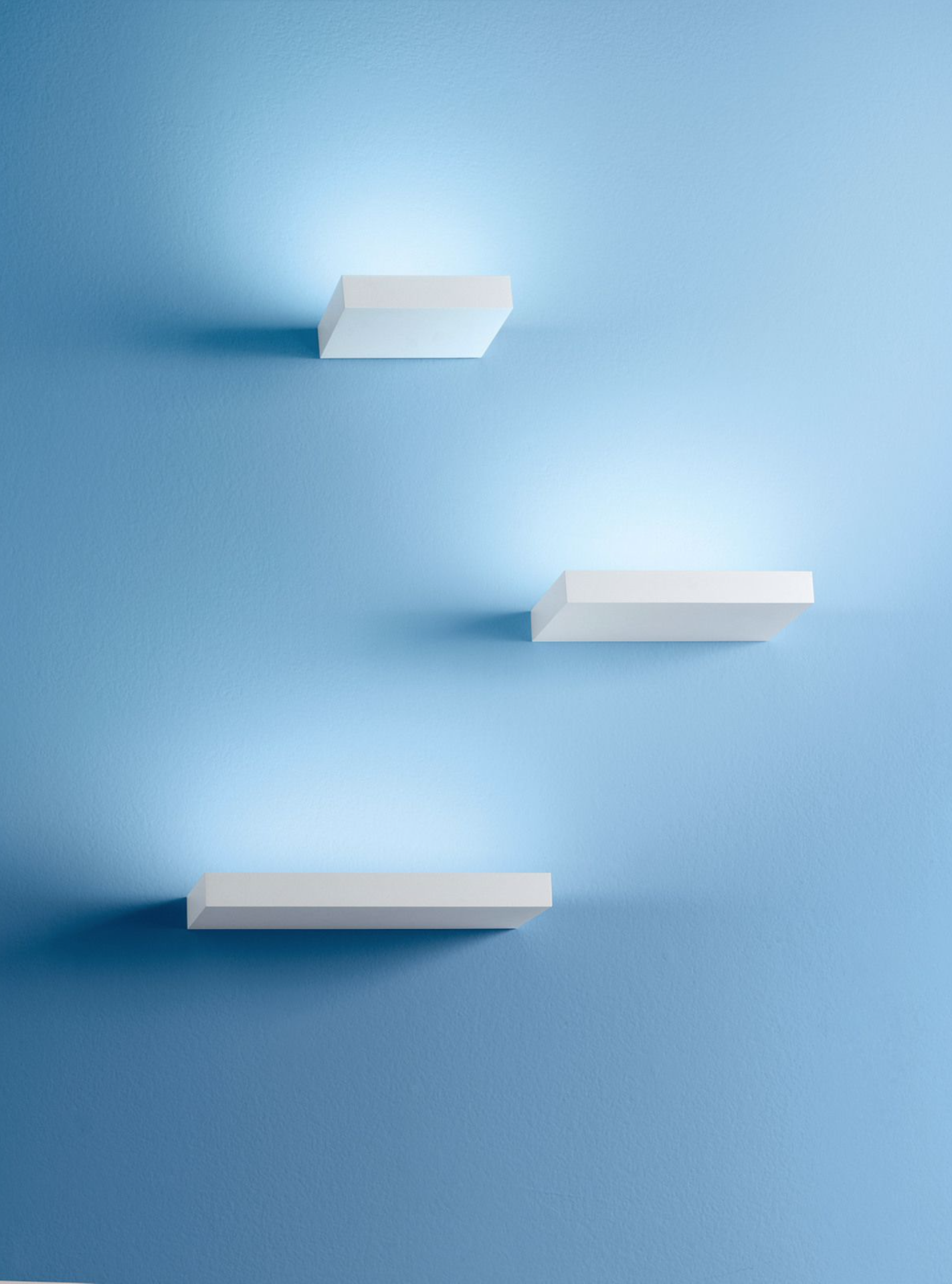 LINEALIGHT REGOLO APPLIQUE LED 24W 3000K 24CM LUCE BIANCA C. ALLUM BIANCO MONOEMISSIONE