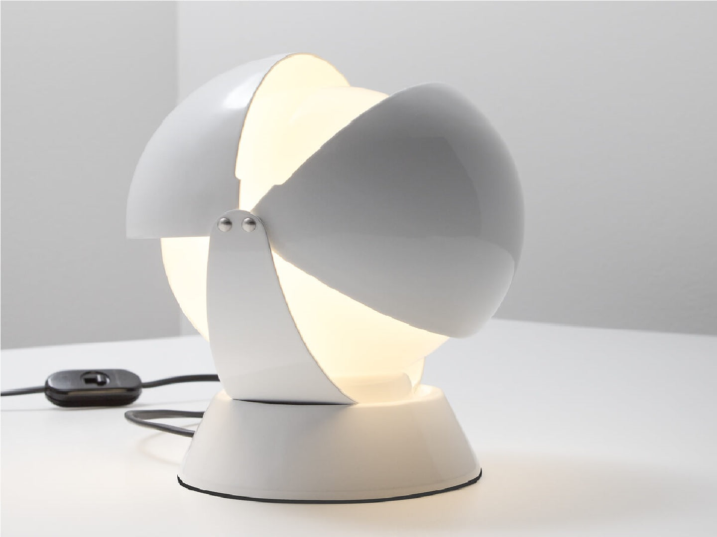Lampada da tavolo a doppia emissione BUONANOTTE LINEA LIGHT STILNOVO BIANCO 8961