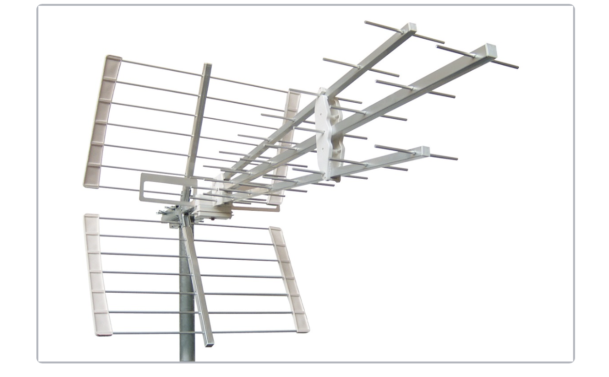 KIT DDT EMME ESSE: 1 ANT. UHF, 1 ANT. BIII, 1 AMPLIFICATORE 20dB, 1 ALIMENTATORE