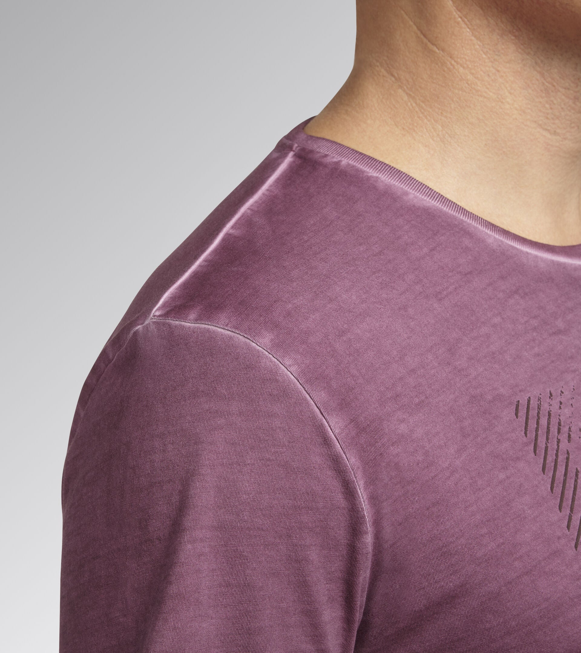Diadora Utility T-SHIRT URBAN manica corta  VIOLA DAMSON 178758 55100