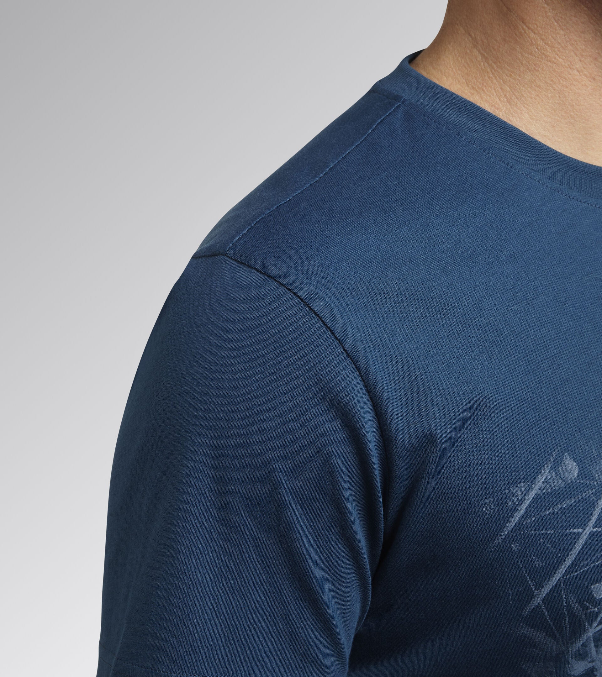 Diadora Utility T-SHIRT GRAPHIC ORGANIC SAILOR BLUE 176914 60139