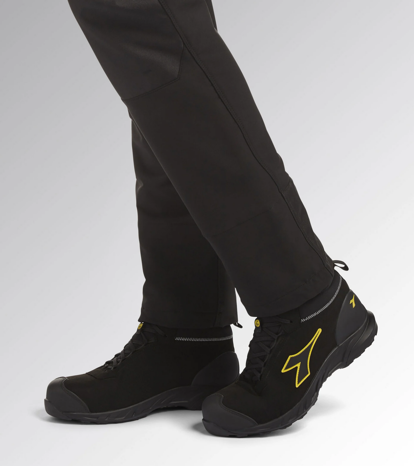 Scarpe Antinfortunistiche Diadora FLY LITEBASE MID S3 HRO SRC ESD NERO/NERO