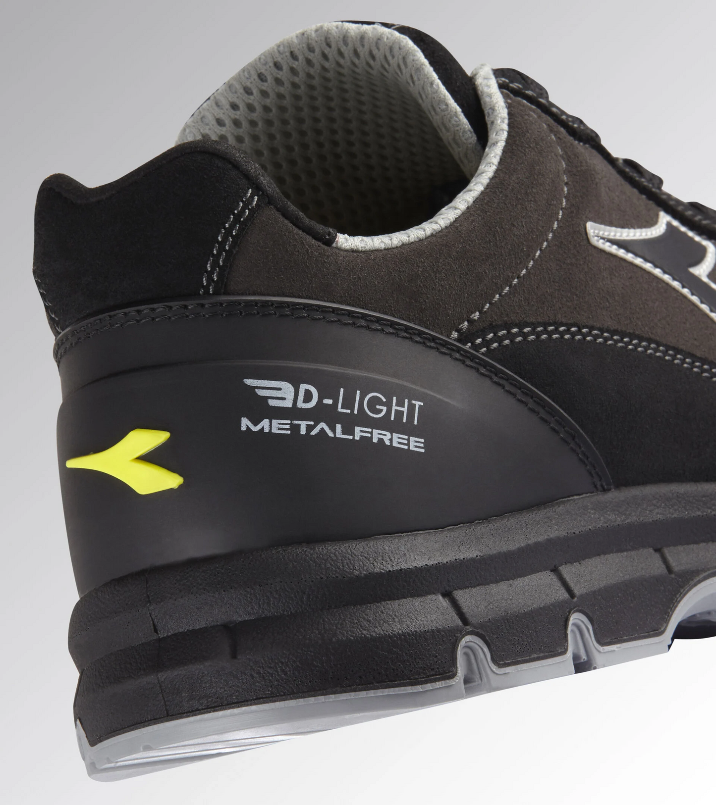 Scarpe Antinfortunistiche Diadora Utility RUN LOW METAL FREE S3L FO SR ESD 179896 C0732 NERO/GRIGIO CARBONE