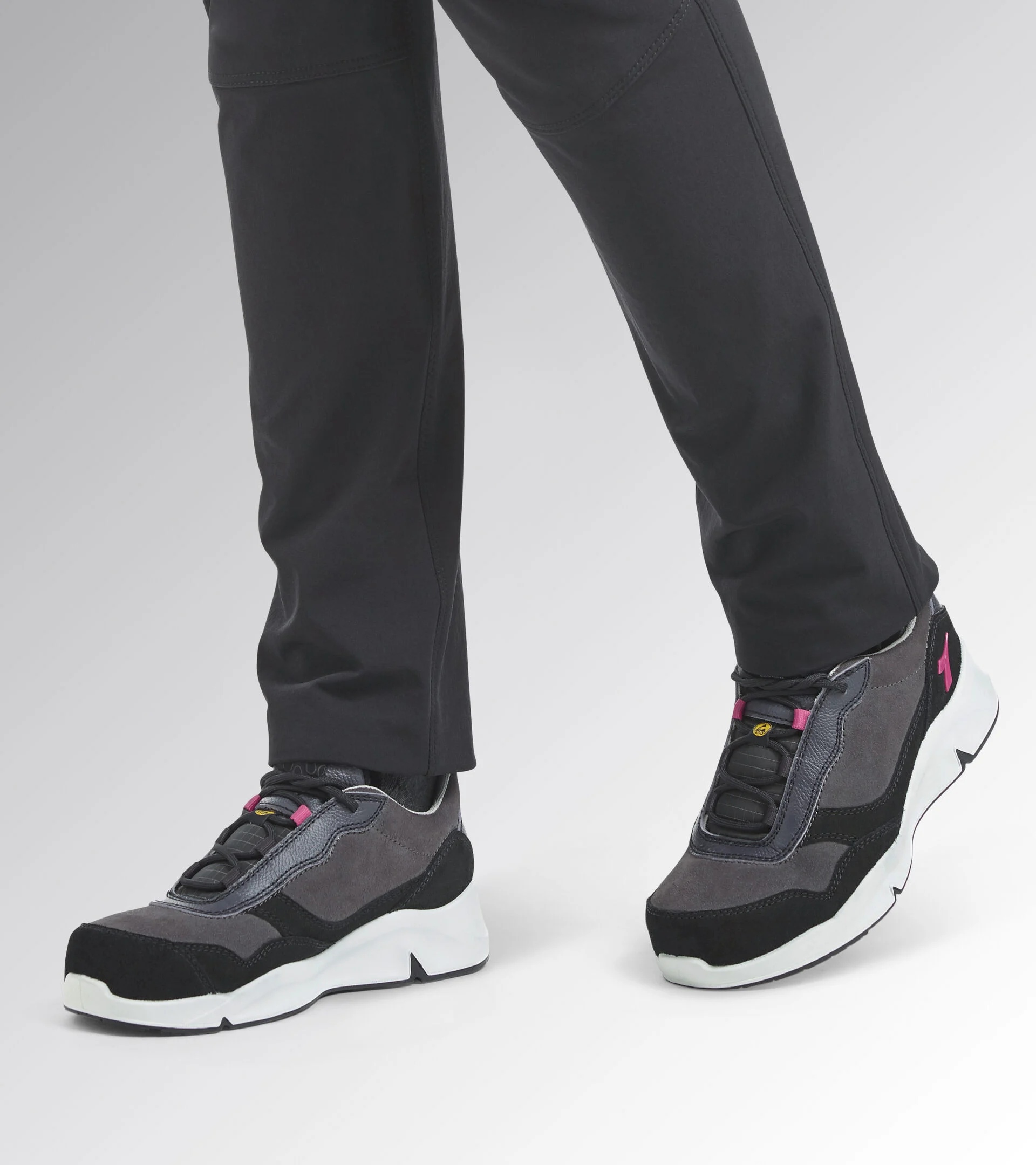 Scarpe Antinfortunistiche Diadora Utility Donna ATHENA LOW S3L FO SR ESD NERO FUMO/POMODORO 179902 D0458