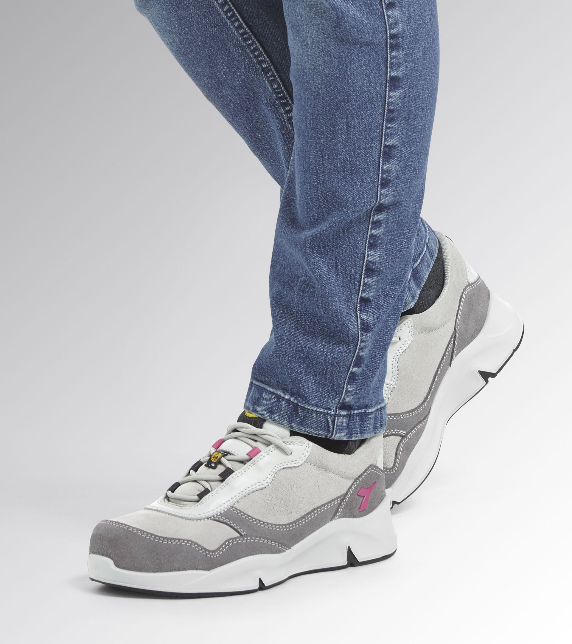 Scarpe Antinfortunistiche Diadora Utility Donna ATHENA LOW S3L FO SR ESD GRIGIO ALLUMINIO/POMODORO 179902 D0459