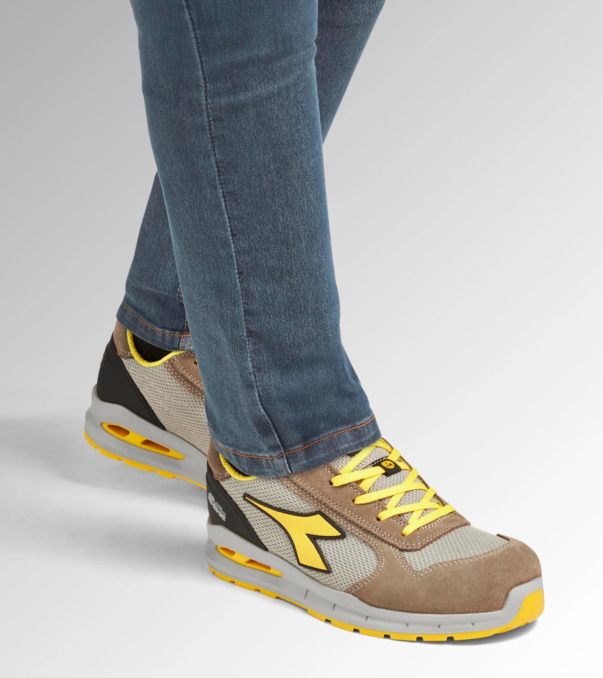 Scarpe Antinfortunistiche Diadora Utility A. BOX LOW S1PS FO SR ESD 182526 C8701