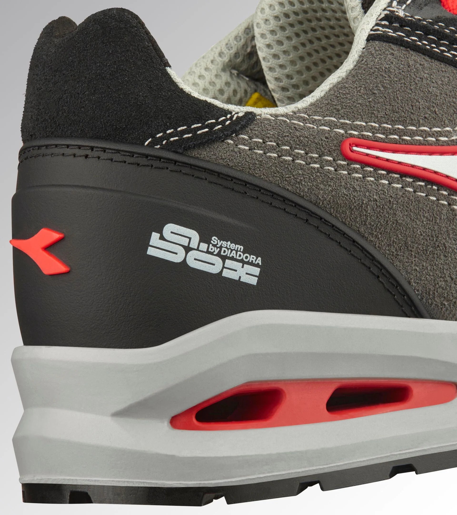 Scarpe Antinfortunistiche Diadora Utility A. BOX LOW S3S FO SR ESD 182528 C9034