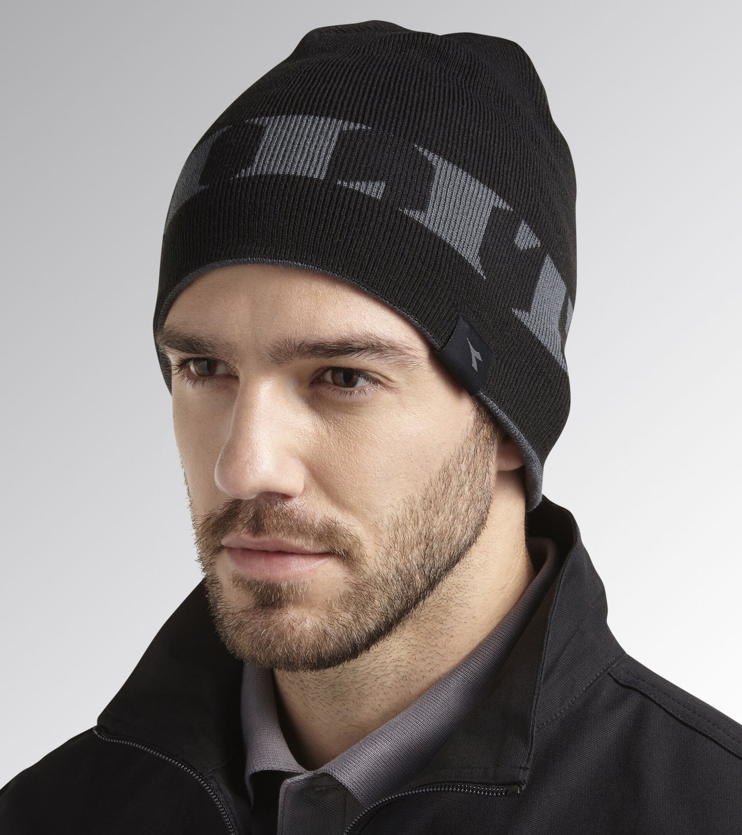 CAPPELLINO INVERNALE REVERSIBILE DIADORA UTILITY WOOL CAP GRAPHIC NERO TG UNICA