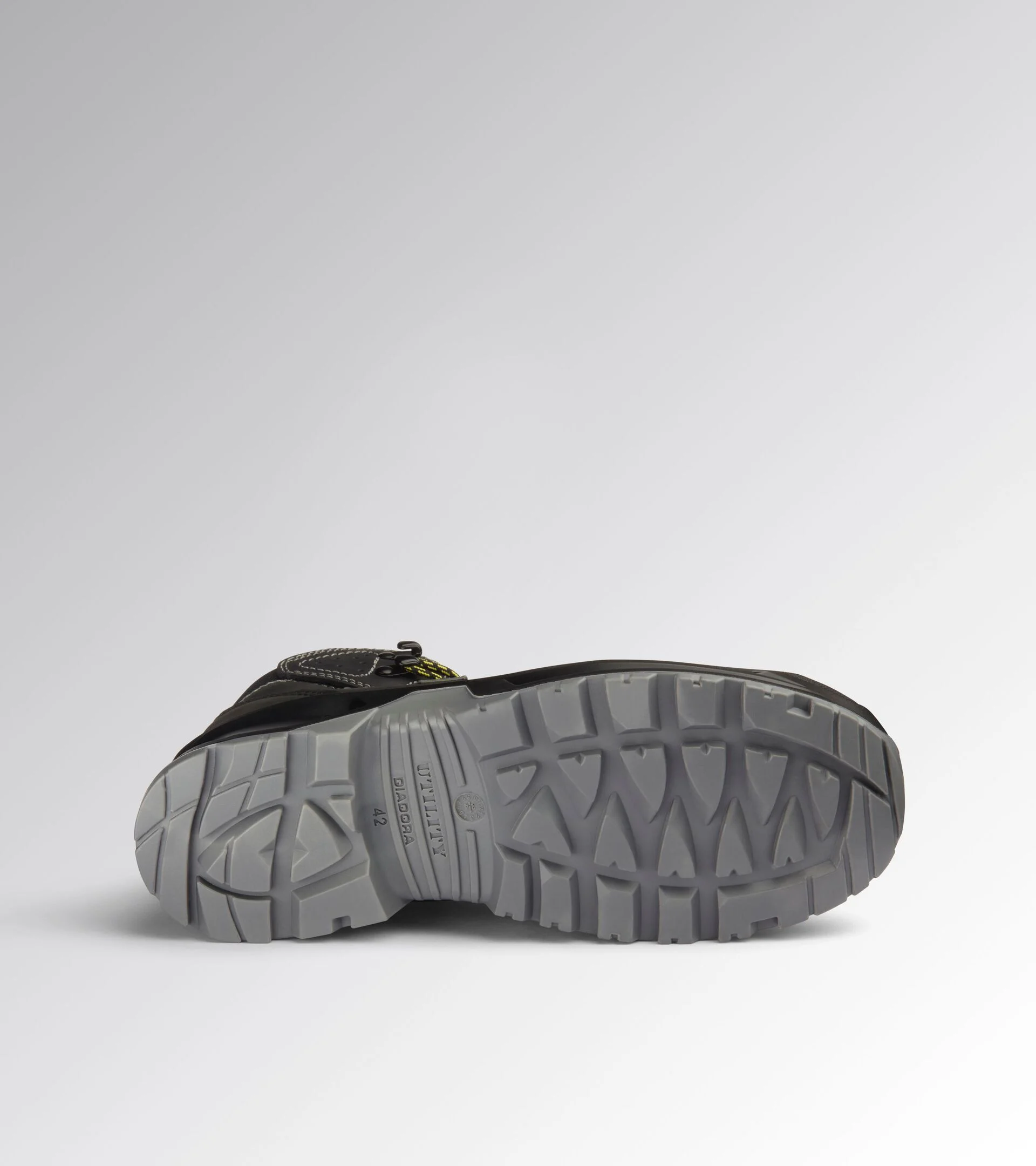 Scarpe Antinfortunistiche Diadora Utility CLASSIC MID S3S FO SC LG SR 181021