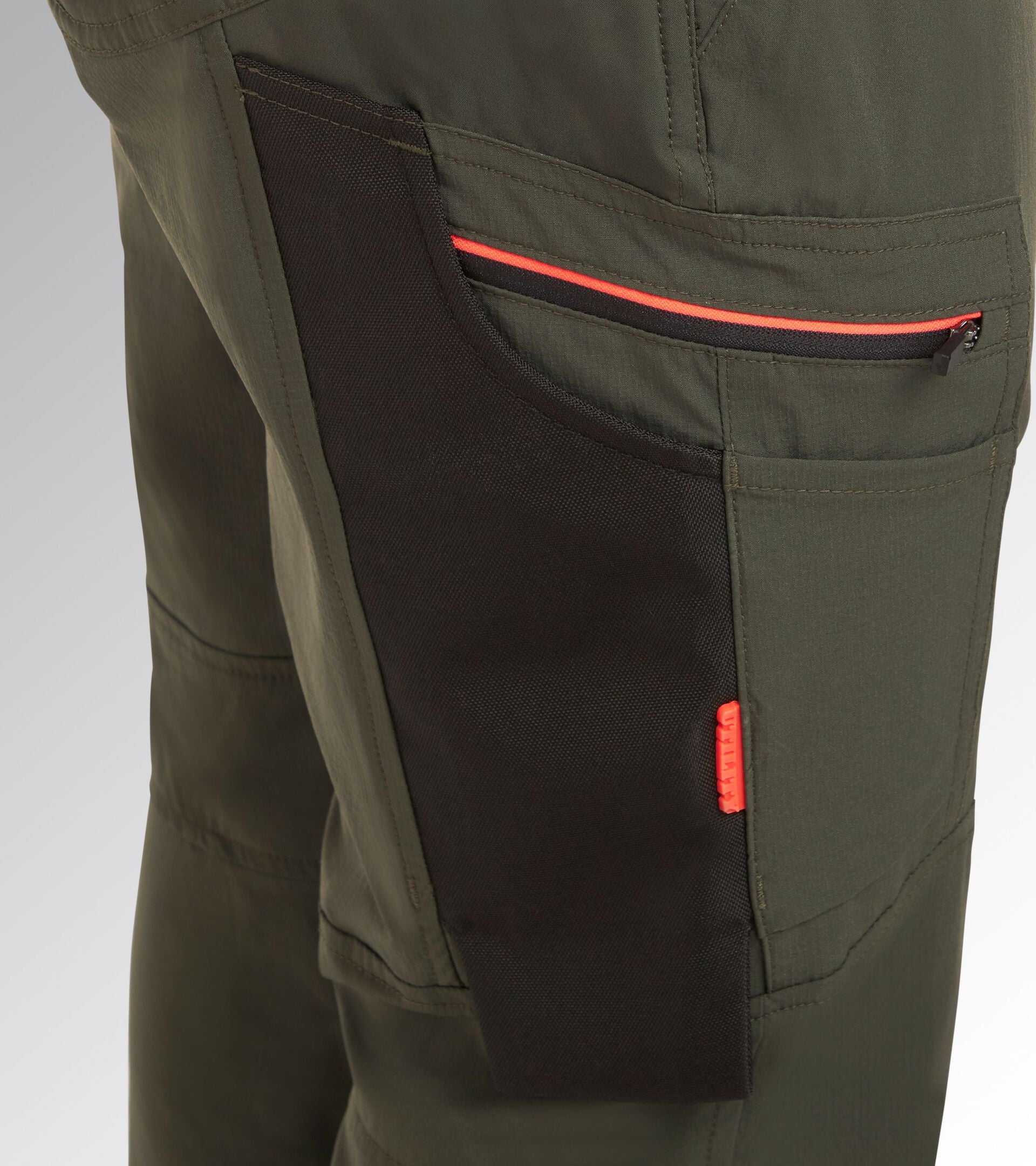 Pantaloni PANT SHADOW CARGO Diadora Utility Verde 182039 70488